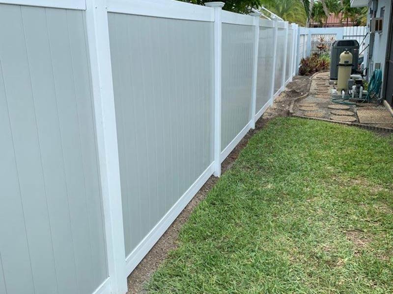 pvc-or-composite-fencing